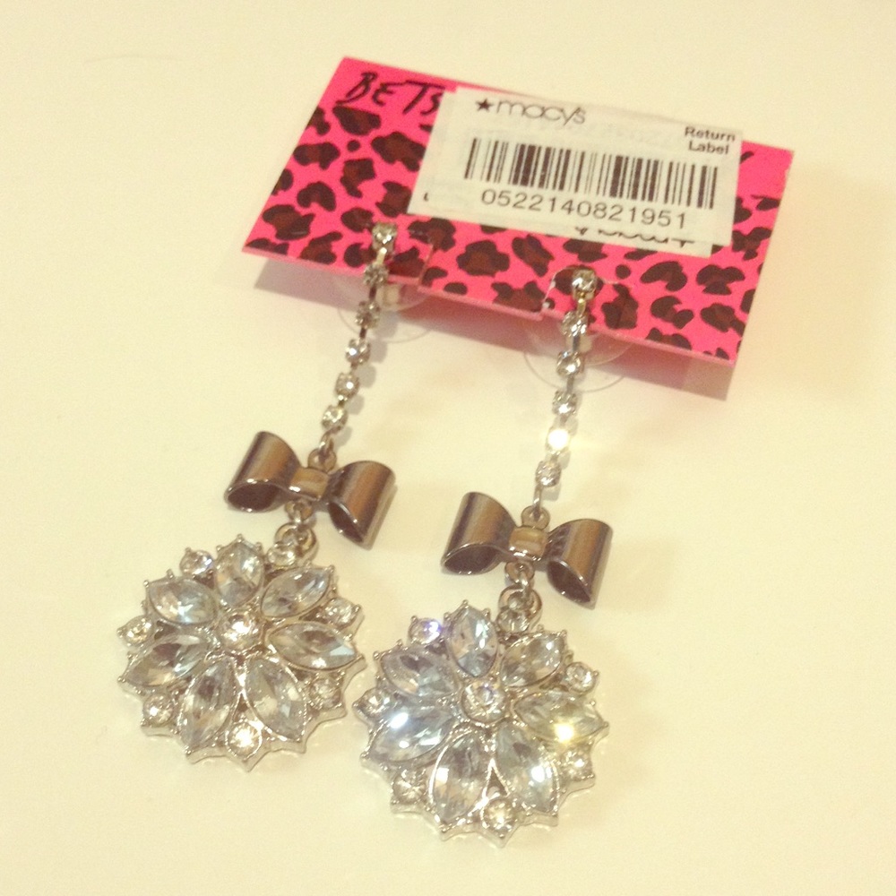 NWT Betsey Johnson Crystal Bow Earrings